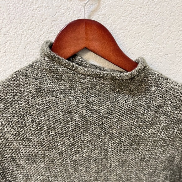 Mock neck Knit Sweater - Picture 3 of 5